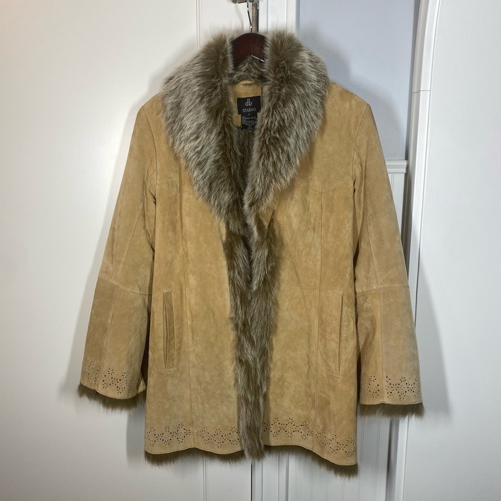 Vintage Tan Suede Coat with Faux Fur Trim